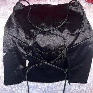 silk medium top with back open (negotiable)